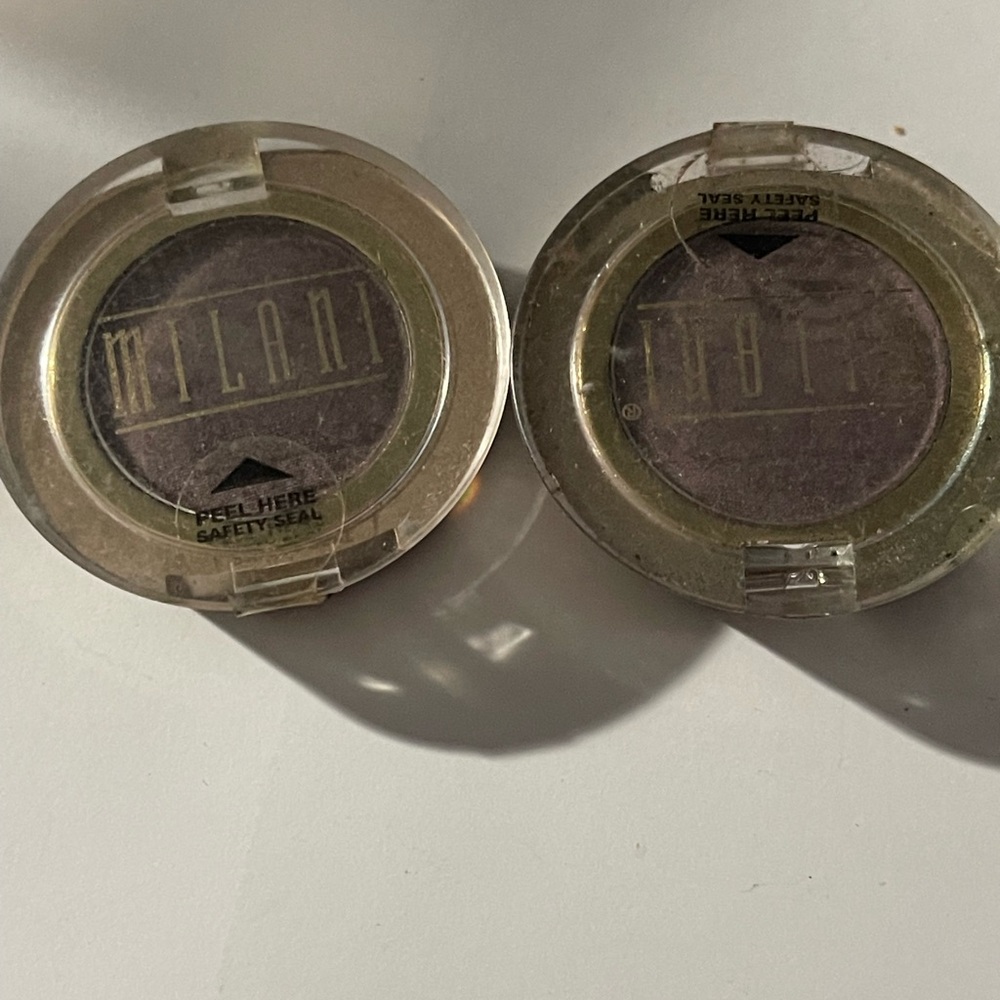 2 Milani eyeshadow icy plum 23